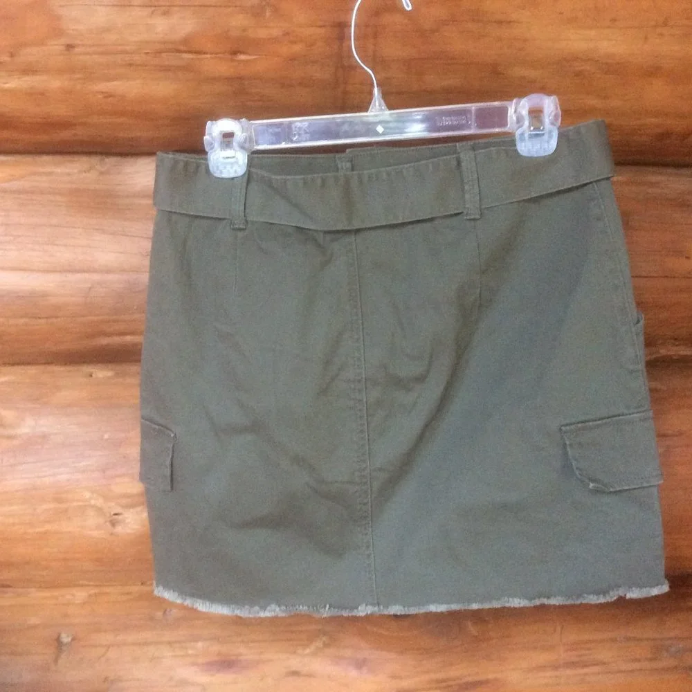 Mudd Army Green Khaki Y2K 90's Raw Hem Mini Skirt Size 7 - Picture 2 of 5